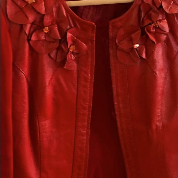 Like New Red Leather Jacket - peter nygard - Picture 1 of 3